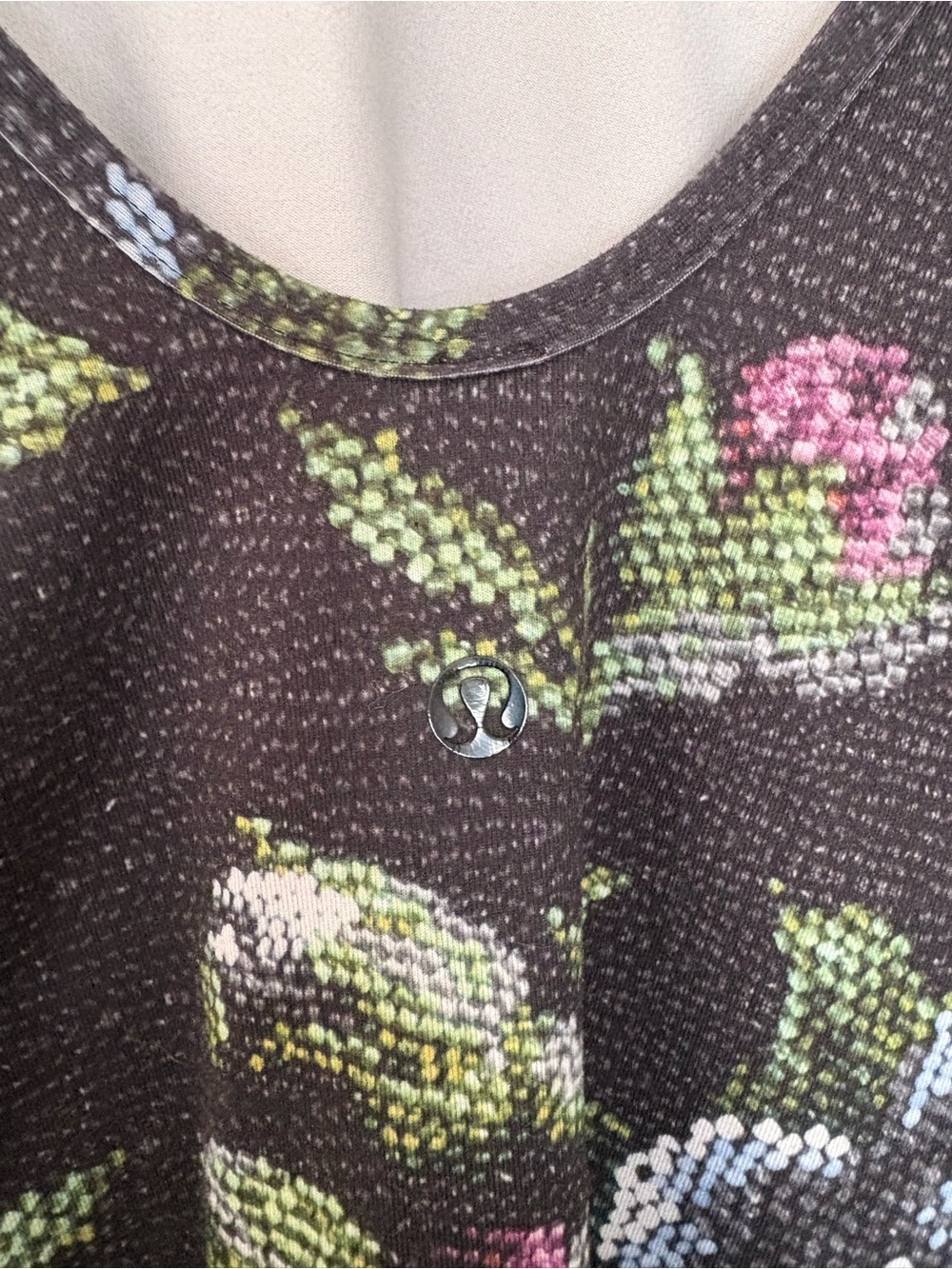 Lululemon Floral Scoop Neck and back. Long-Sleeve Top. Pixel Rose Print - Picture 3 of 3